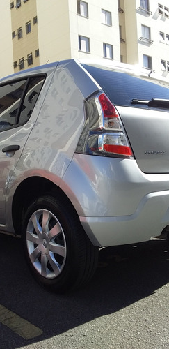 Imagem 3 de 15 de Renault Sandero 2014 1.0 16v Expression Hi-flex 5p