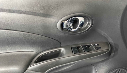 Imagen 8 de 15 de 116155 - Nissan Versa 2017 Con Garantía