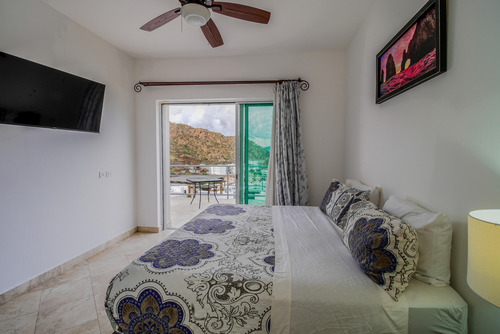 Condo W San Charbel