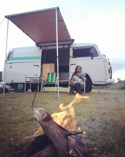 Imagem 4 de 15 de Kombi Home Motorhome