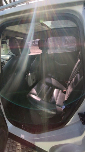 Imagen 15 de 17 de Ford Kuga 2012 2.5 Titanium At 4x4 L (ku05)