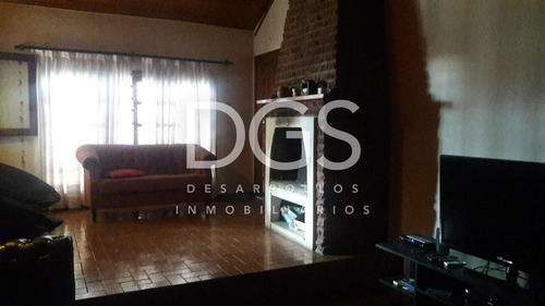 Casa 5 Ambientes En Venta En Banfield