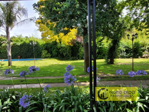 Venta Hermosa Casa Con Dos Lotes Pileta Gas Natural San Bernardo