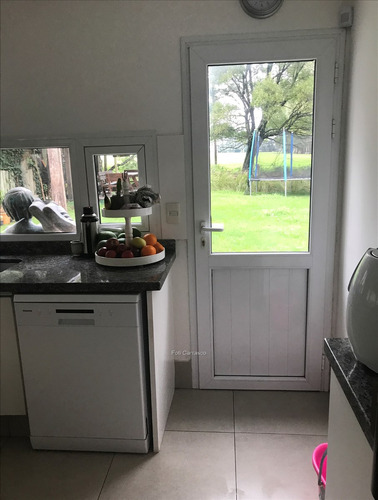 Imagen 8 de 15 de Casa En Venta 3 Dormitorios Barrio Cerrado.