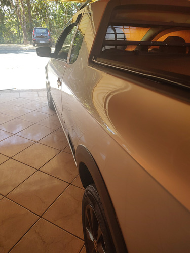 Volkswagen Saveiro 1.6 Cab. Estendida Total Flex 2p