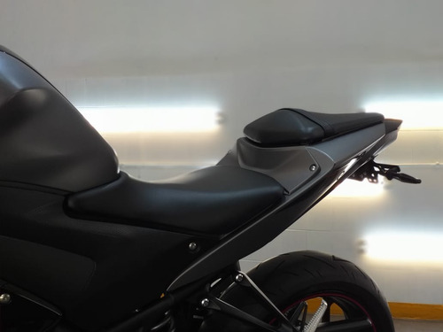 Yamaha R3