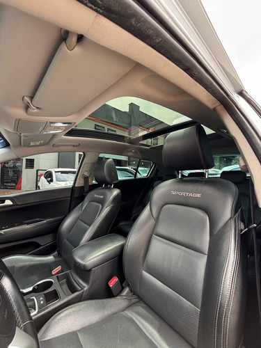 Kia Sportage 2.0 Vibrant Aut