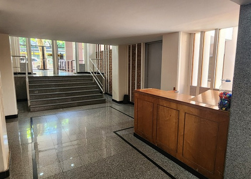 Vendo Hermoso Depto De 2 Amb. Lateral En Av. Santa Fe Al 4400 Barrio De Palermo