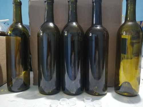 Botella Vinera Vidrio 750ml, Caja De 24 Piezas