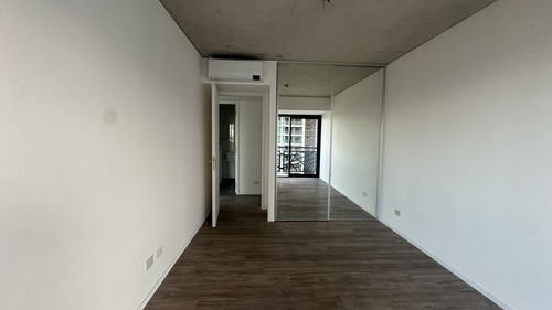 3 Ambientes En Venta A Estrenar, Piso Alto, Con Incrible Vista En Quartier Del Bajo.