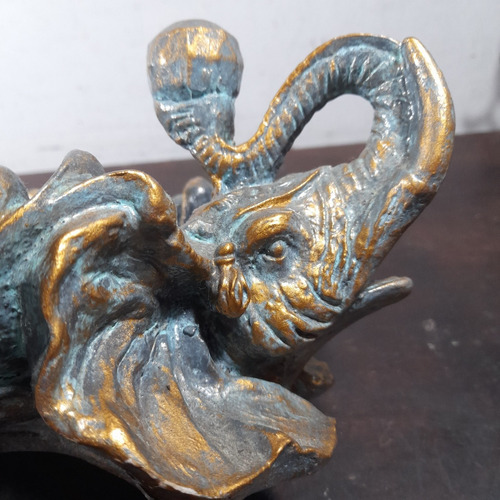 Imagem 10 de 10 de Centro De Mesa Porcelana Elefantes Folheado Bronze, Antigo