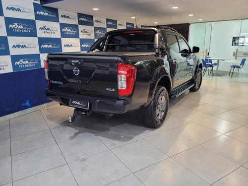 Nissan Frontier 2.3 Attack Cab. Dupla 4x4 Aut. 4p