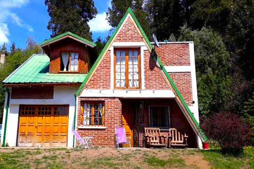 Muy Linda Casa En El Barrio San Ignacio Del Cerro. Oportunidad!