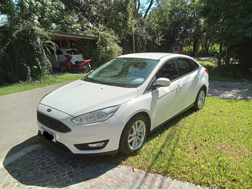 Ford Focus III 1.6 Sedan S