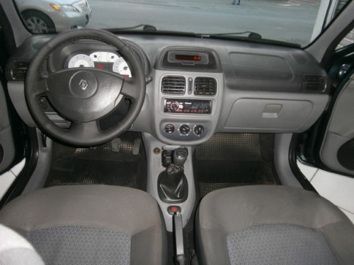 Renault Clio 1.0 Expression 2006