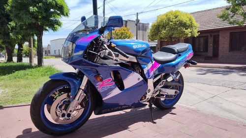 Vendo Gsxr750w Excelente Estado!