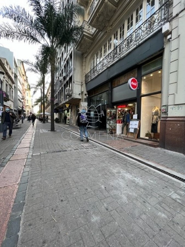 Imagen 5 de 14 de Muy Buen Local Ubicado A 1 Cuadra De La Puerta De La Ciudadela. - Montevideo Ciudad Vieja