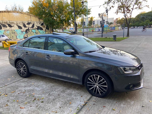 Volkswagen Vento 2.0 Sportline Tsi 200cv Bi-xenon 2015