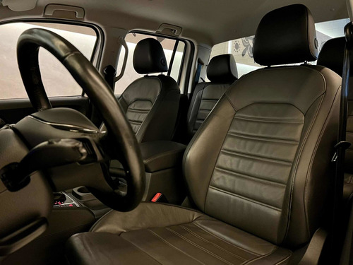 Imagem 10 de 13 de Amarok 2.0 Highline Diesel 4x4 2018 76.000km Com Couro Top
