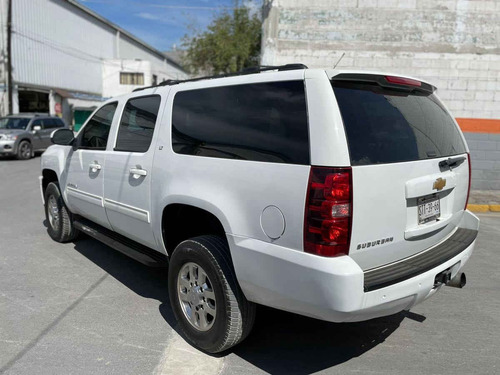 Imagen 7 de 15 de Chevrolet Suburban 2014 5p Lt V8/5.3 Aut 2da/banca