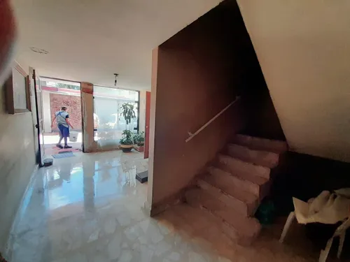 En Oceanía Casa 4 Garajes Jardín, Dos Niveles.