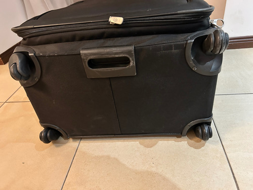 Valija Samsonite Grande Con Ruedas Negro Lisa