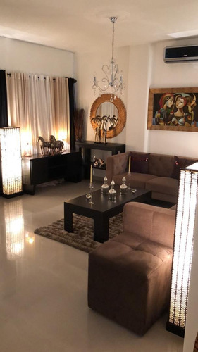 Imagen 3 de 10 de Townhouse En Venta El Castaño 0412-8887550