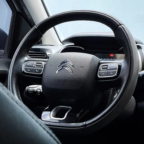 Citroën C4 Cactus 1.6 Shine Turbo Aut