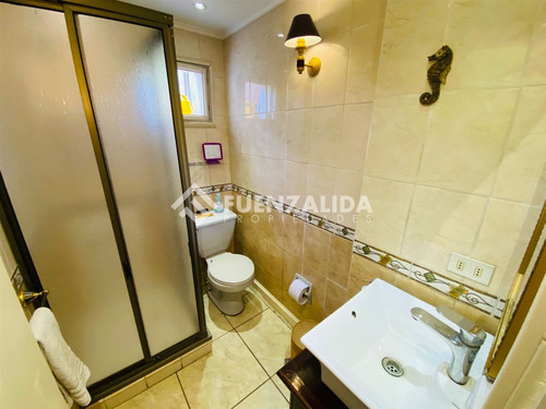 Casa En Venta De 3 Dorm Y 2 Bañ En La Comuna De El Bosque