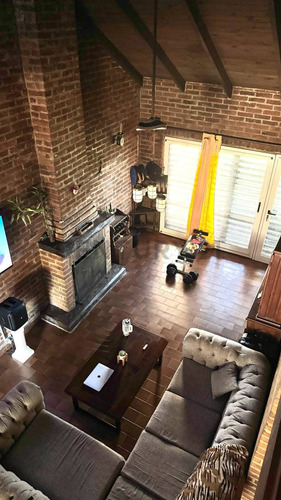 117 Entre 523 Y 524. Casa En Venta 3 Dormitorios