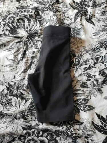 Short Deportivo Dama Con Bolsas Xs (Usado)