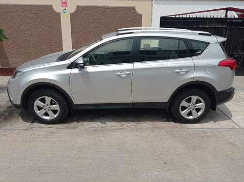Imagen 2 de 9 de Toyota Rav4 Mod. 2014 Mecánico Gasolinero