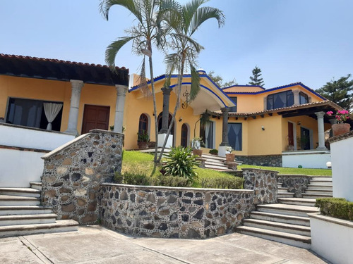 Casa En Privada En Obrera, Tepoztlán, Morelos - Crb-1083-cp