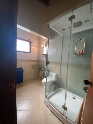 Venta Casa En La Lagunita 7hab/11 Baños/12 Puestos.