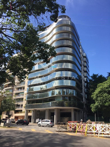 Departamento  En Venta  3 Ambientes Ubicado En Palermo Chico, Capital Federal, Buenos Aires