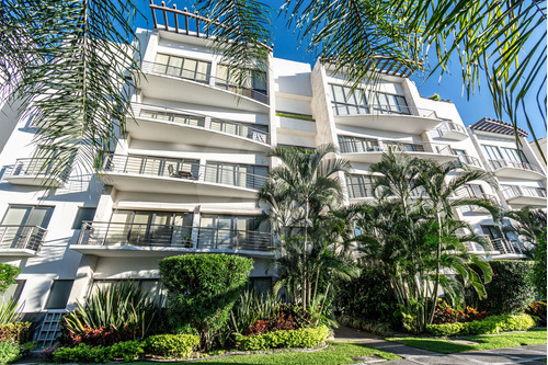 Departamento En Venta En Fraccionamiento Paraíso Country Club