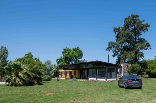 Imagen 2 de 24 de Chacra En Venta, Excelente Ubicacion, Piscina, Inmejorable Zona Agreste
