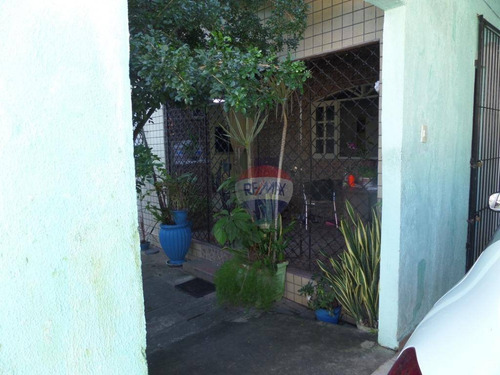 Casa Para Locação Com 3 Dormitórios - 262 M² - Iputinga - Ca0142