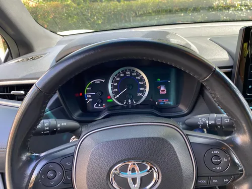 Toyota Corolla Cross Xei Hybrid