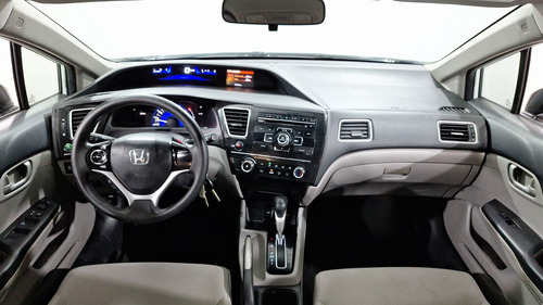 Honda Civic 1.8 LX AT 4DRS