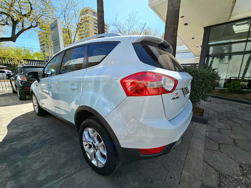 Ford Kuga 2.5 Titanium At 4x4 L (ku05)