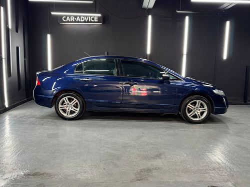 Honda Civic 1.8 EXS AT L06