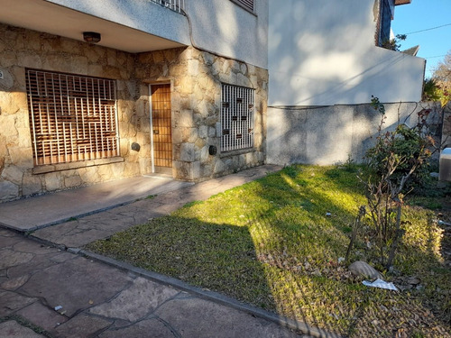 Imagen 6 de 17 de Excelente Terreno S/colectora C/chalet De 4 Amb En 2 Plantas Con Gran Jardín.