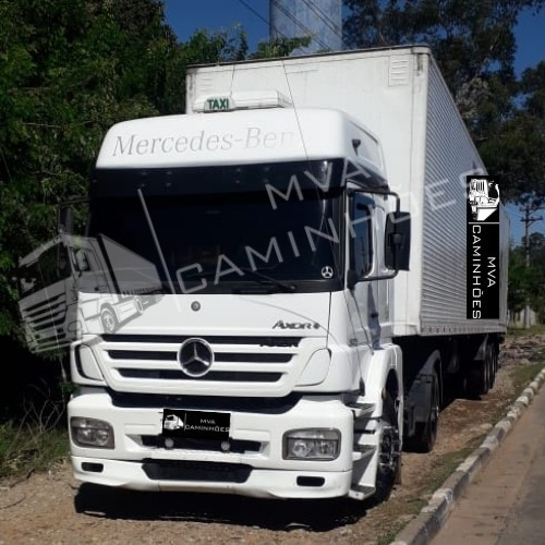 Imagem 4 de 10 de Caminhão Mercedes 1933 Axor Teto Alto - 4x2 T