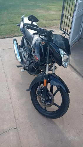 Bajaj Rouser 135 Ls