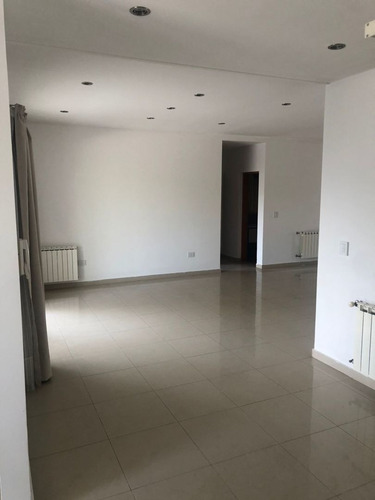 Imagen 3 de 17 de Casa En Venta En Altos De Hudson Ii