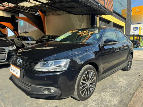 Volkswagen Jetta 2.0 COMFORTLINE FLEX 4P TIPTRONIC