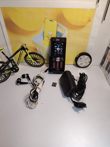 Sony Ericsson W880 Telcel (leer Descripcion) Naranja Con Negro (Usado)