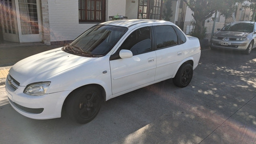 Vendo Permuto Corsa 2012 Clasicc Ls 1.4 N