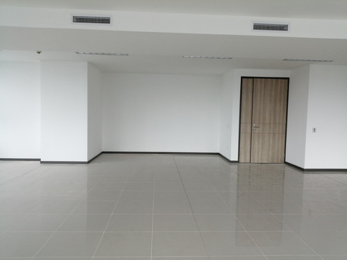 Imagen 3 de 17 de Venta De Oficina Al Norte Barranquilla Vg
